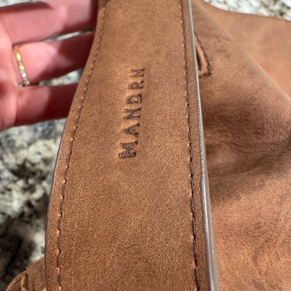 Mandrn Brown Woven Leather Shoulder Bag - Picture 4 of 6